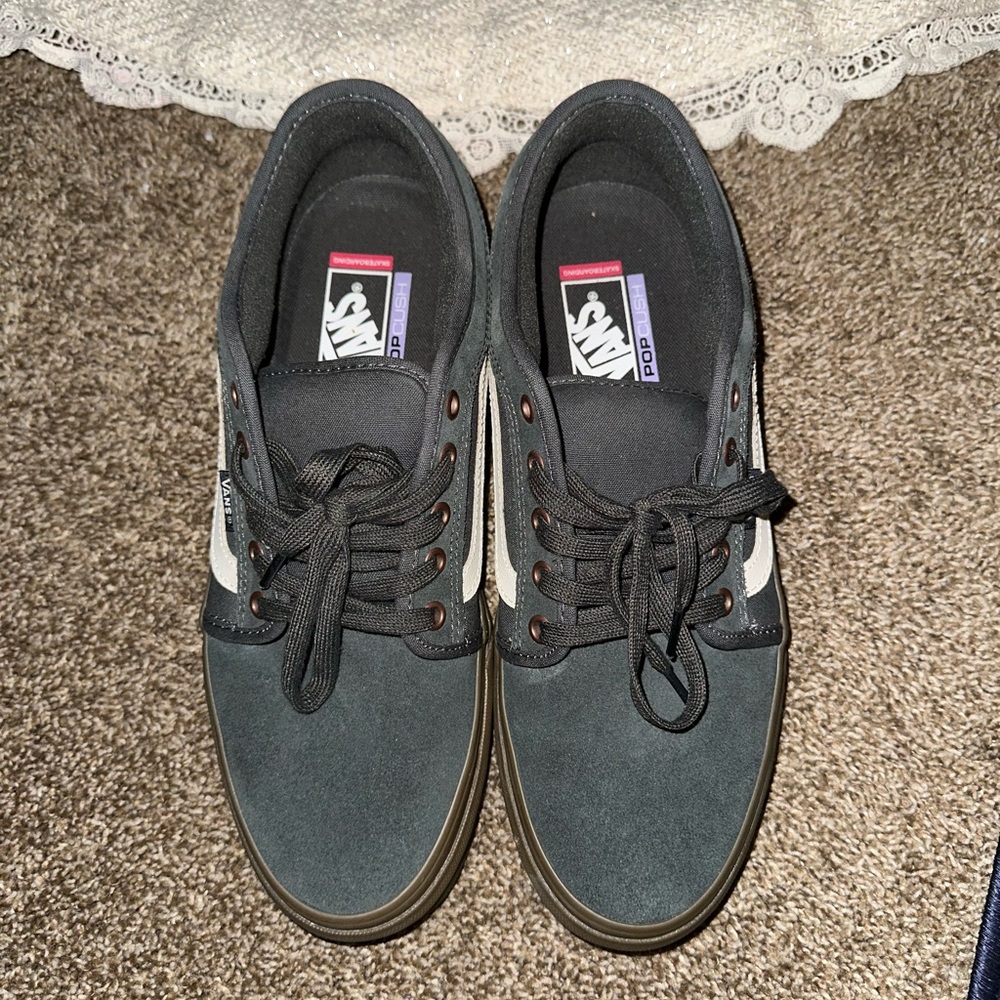 Men’s Vans Chukka low skate shoe